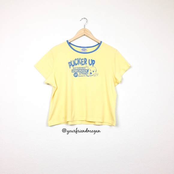 Tops - "Pucker Up" Yellow Short Sleeve Tee